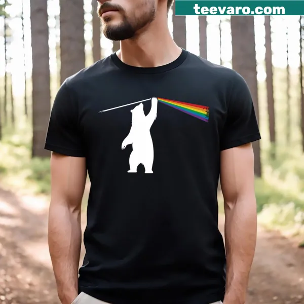 Funny bear cartoon T-shirt for music festival lovers