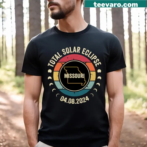 Stylish T-shirt for the Missouri Total Solar Eclipse 2024
