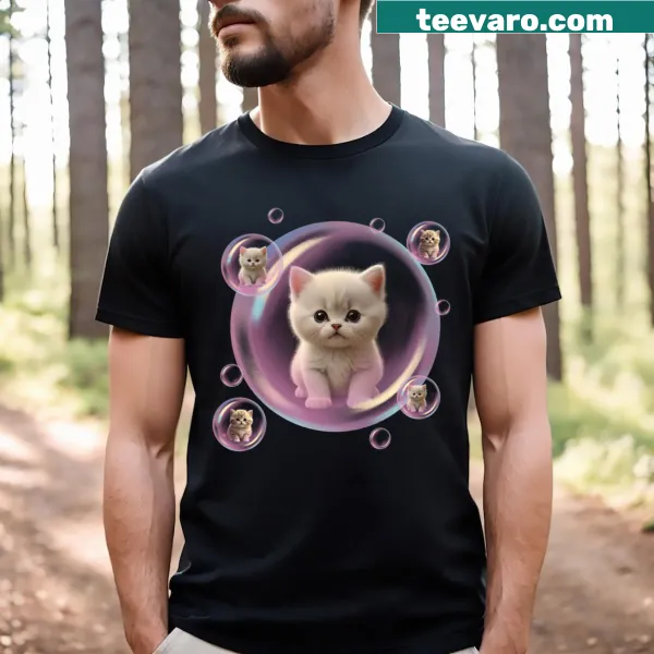 Adorable kitten surrounded by bubbles on a cute t-shirt