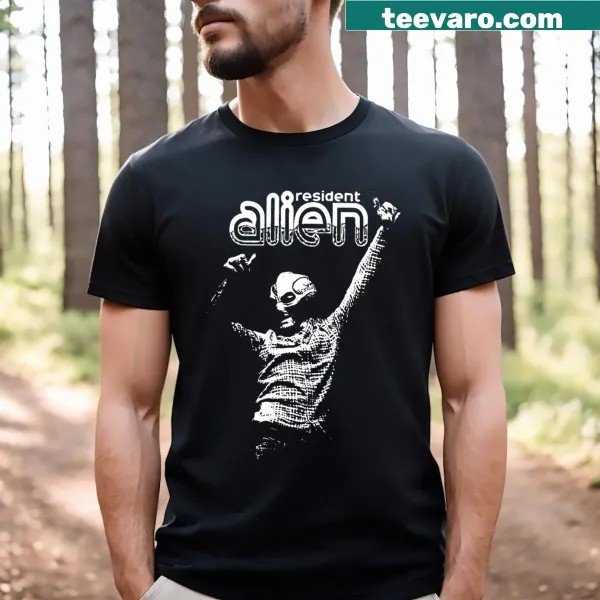 Sarcastic typography t-shirt with a humorous alien theme.