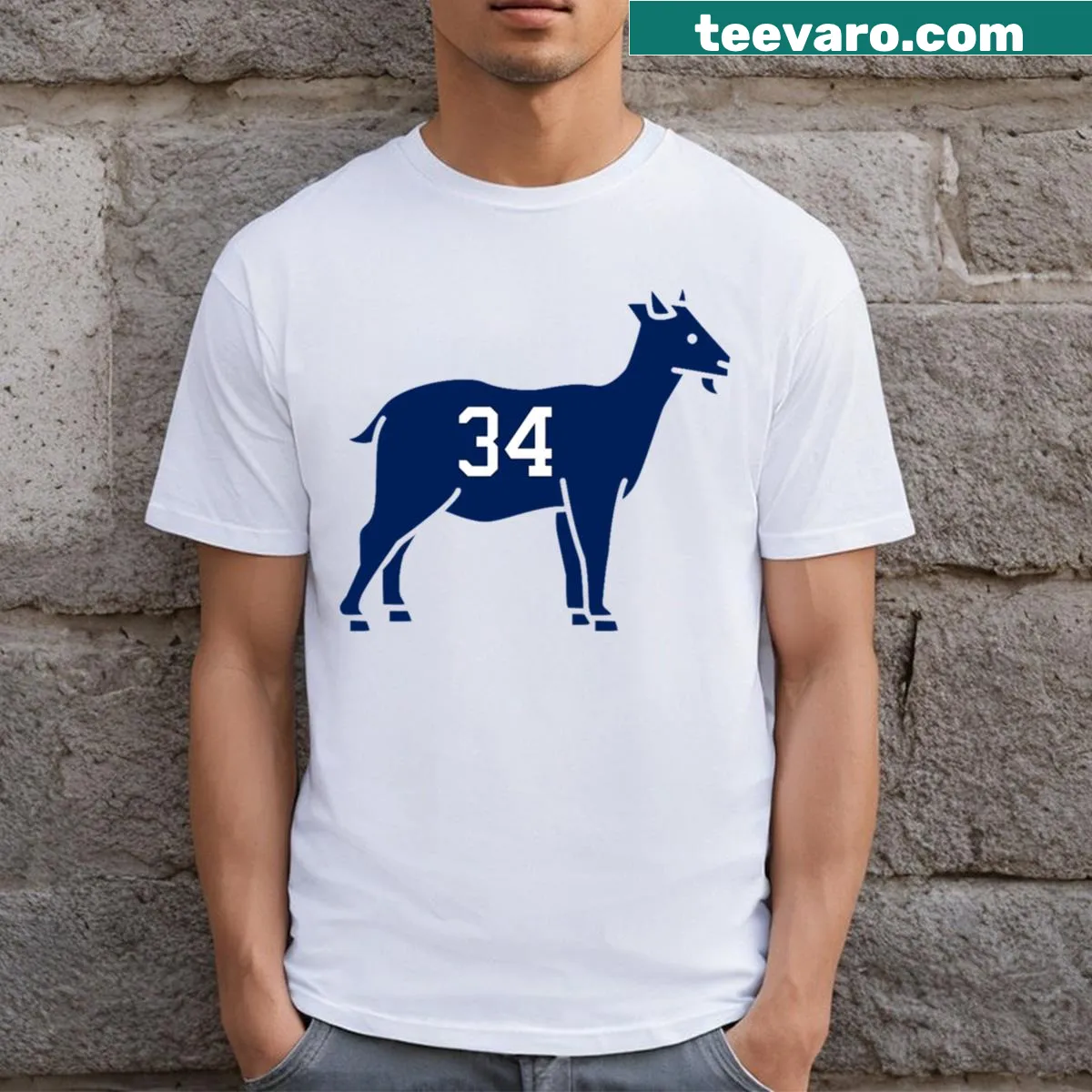 Illustrative t-shirt of Auston Matthews with the number 34 — on a men's t-shirt