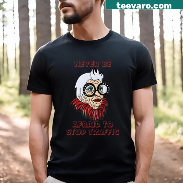 Stylish T-shirt showcasing the name 'Iris Apfel' in a simple design.