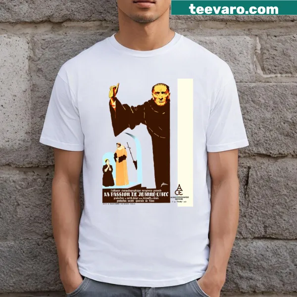 Vintage distressed T-shirt featuring the poster of 'The Passion Of Joan Of Arc'
