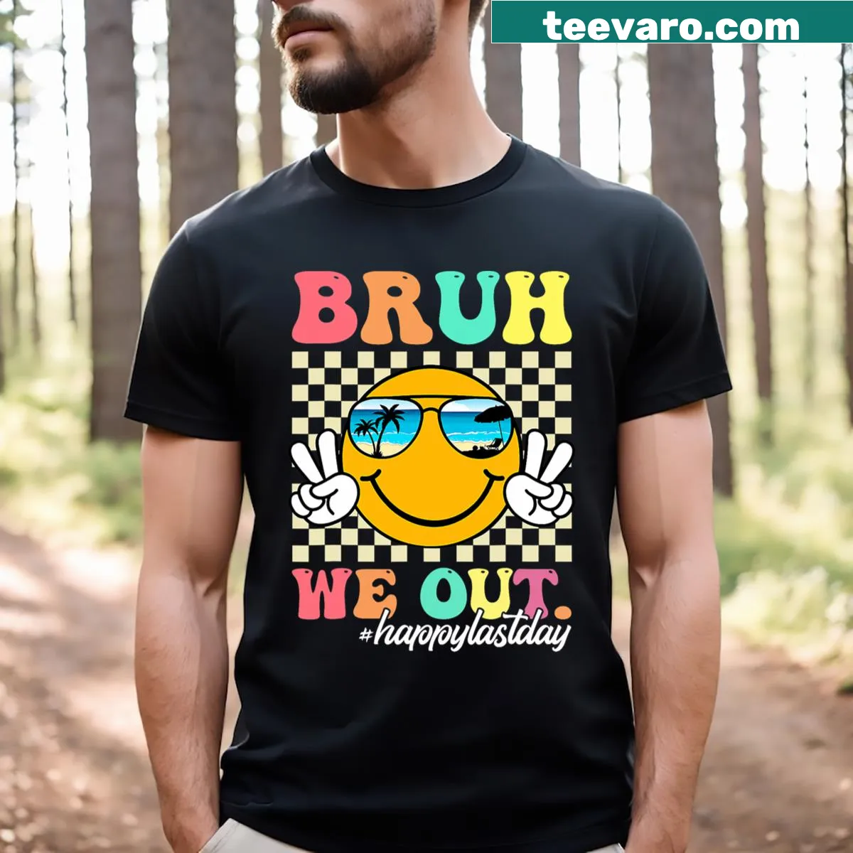 Happy last day of school t-shirt for teachers with fun text — on a men's t-shirt