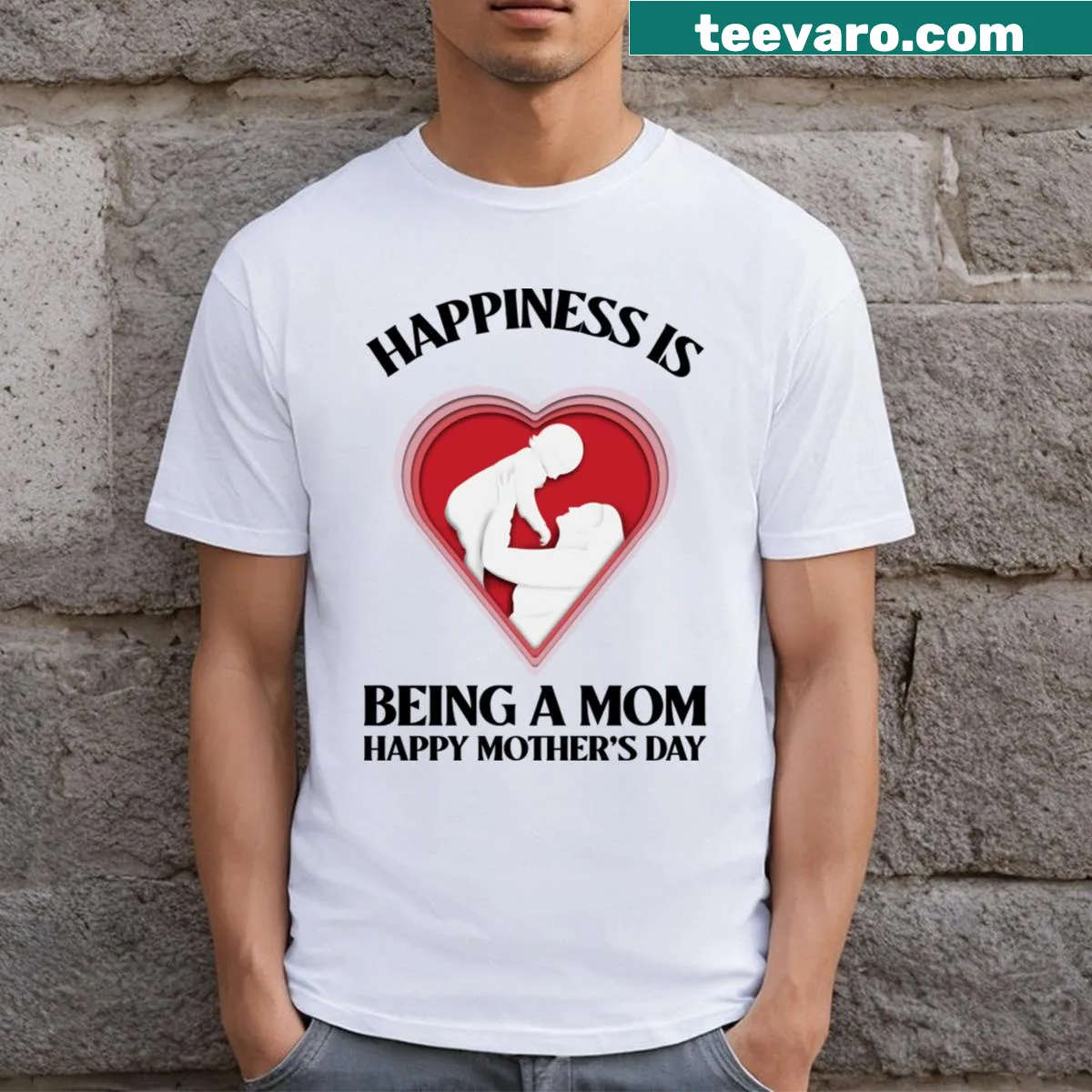 T-shirt with the message 'Happy Mothers Day' — on a men's t-shirt