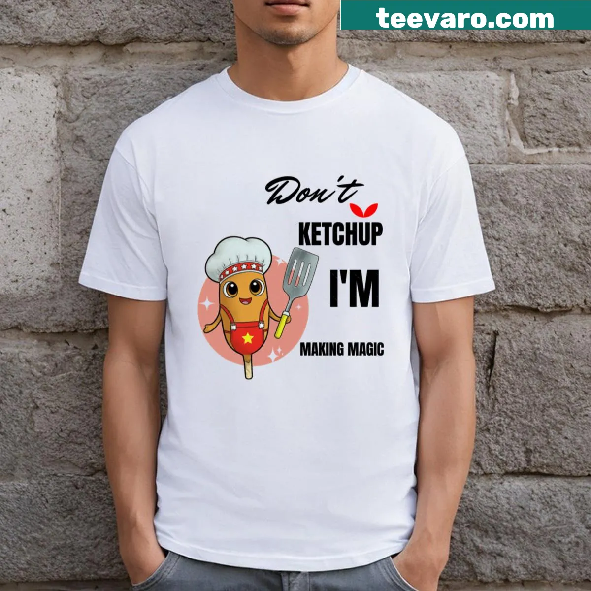 Cute cartoon corn dog wearing an apron on a T-shirt. — on a men's t-shirt