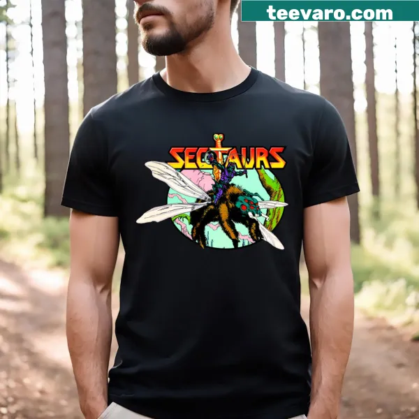 Illustration of General Spidrax and Spider Flyer from Sectaurs on a t-shirt.