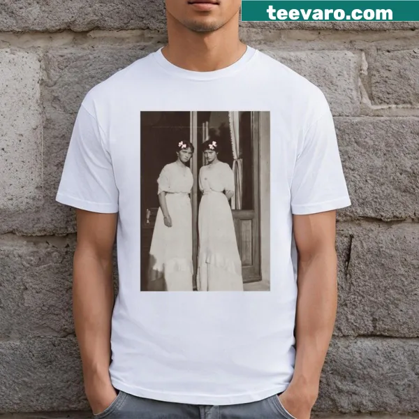 Playful T-shirt featuring the phrase 'Coquette Olga And Tatiana'