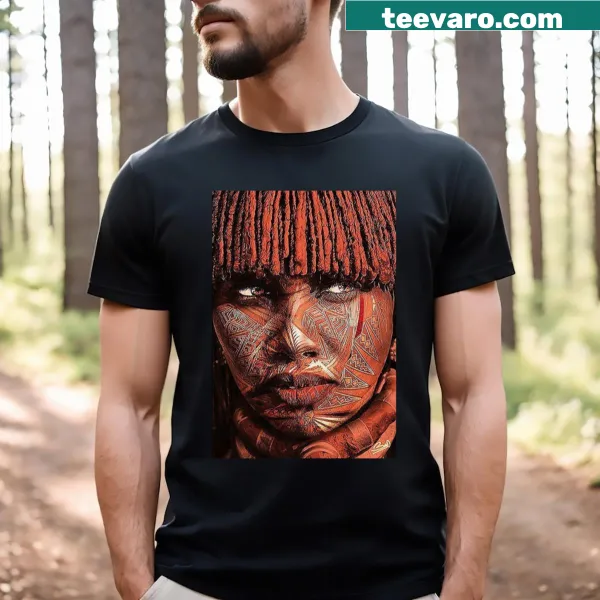 Graphic T-shirt featuring a hammer design