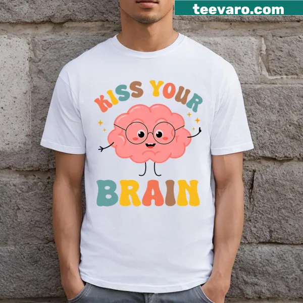 Teacher t-shirt with a motivational phrase about education
