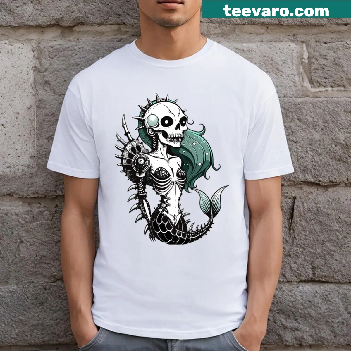 Graphic T-shirt honoring boxing legend Mohamed Ali. — on a men's t-shirt