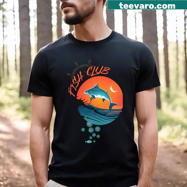 Typography t-shirt promoting the message about digital art and technology