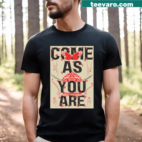 Original Come As You Are phrase T-shirt in stylish typography