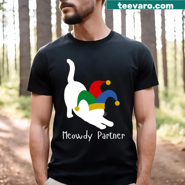 Whimsical cat-themed T-shirt with the phrase 'Meowdy Partner.'