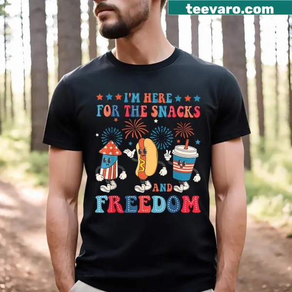Playful t-shirt with 'I'm Here For The Snacks And Freedom' text