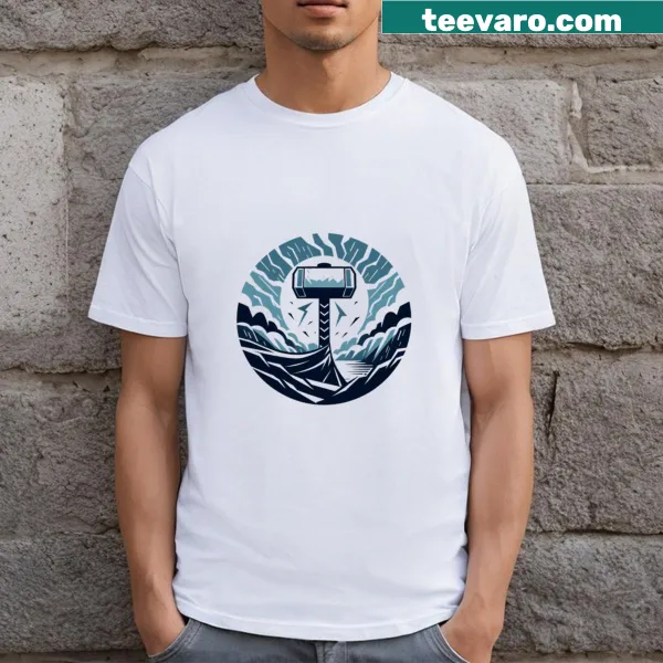 T-shirt featuring a hammer emblem symbolizing strength and resilience.