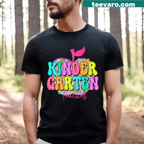 Retro groovy style kindergarten teacher t-shirt for men