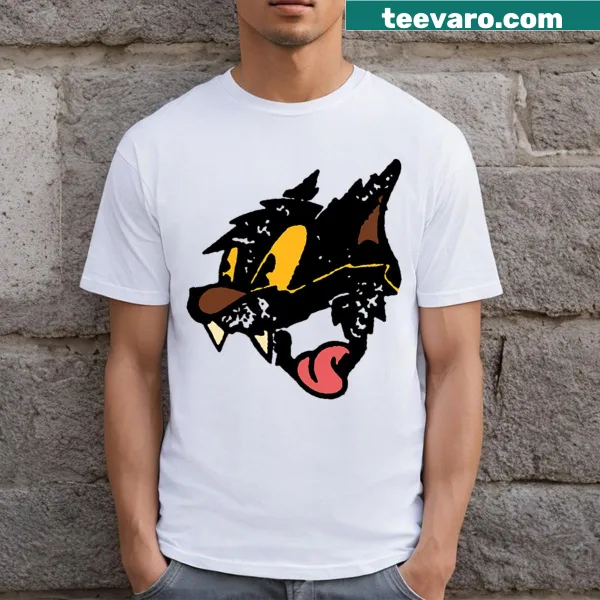 Illustrative t-shirt featuring Green Day and a playful cat