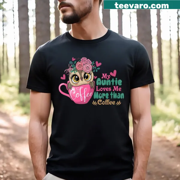 V-neck T-shirt with a loving auntie-themed message