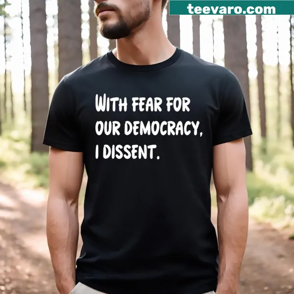Bold I Dissent text graphic tee for expressing individuality