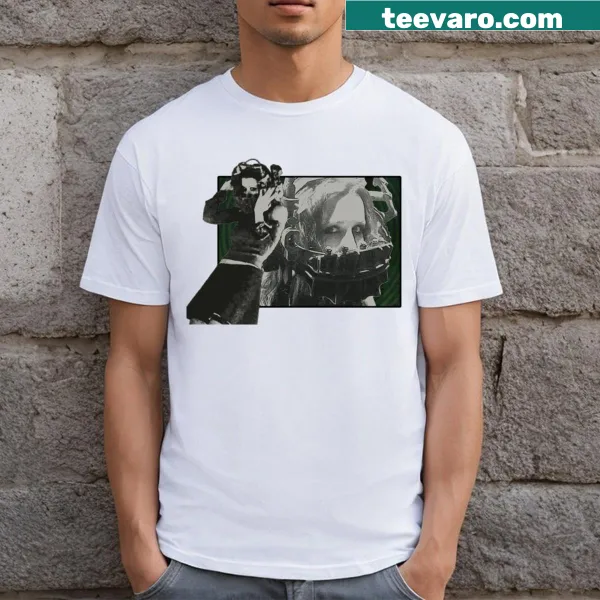 Distressed design featuring the Reverse Bear Trap from the Saw movies