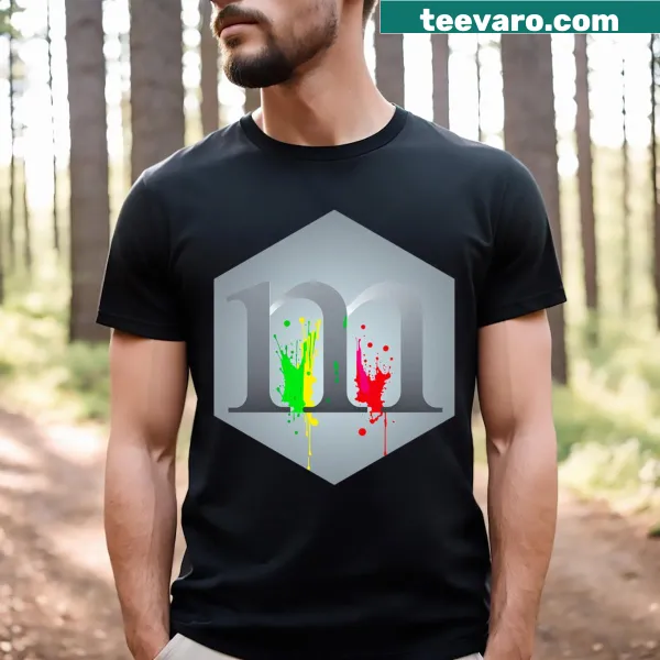 Creative abstract splash design on a casual T-shirt