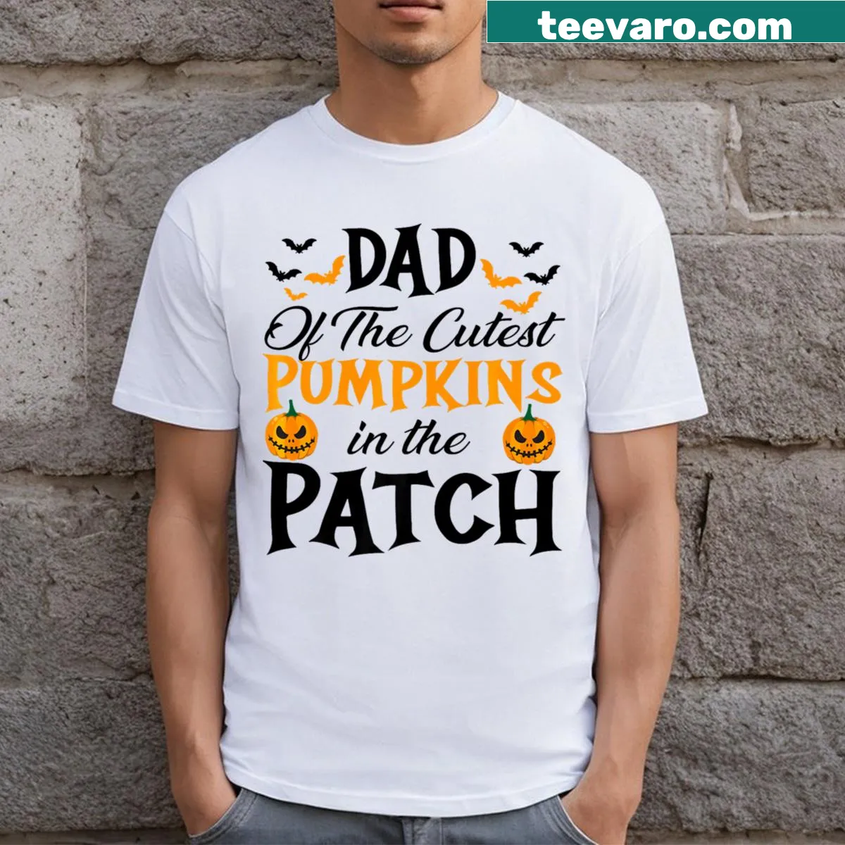 Cute pumpkin illustration on a Halloween T-shirt for moms — on a men's t-shirt