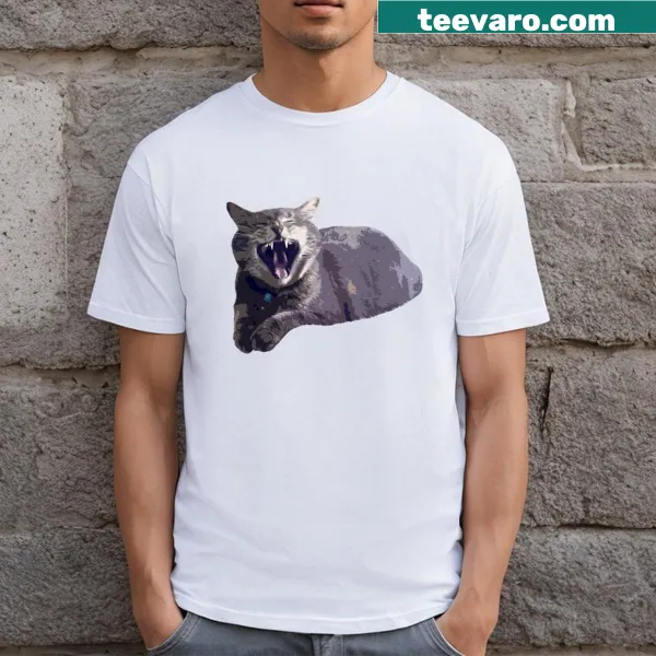 Scream T-shirt featuring iconic horror movie graphic