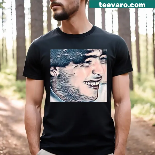 Illustration of Diego Maradona on a T-shirt, honoring his legacy.