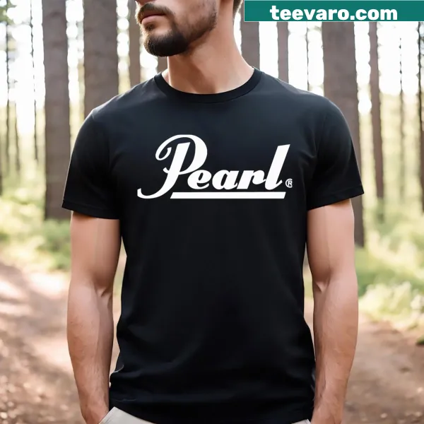 Minimalist Pearl logo graphic T-shirt for stylish wear.