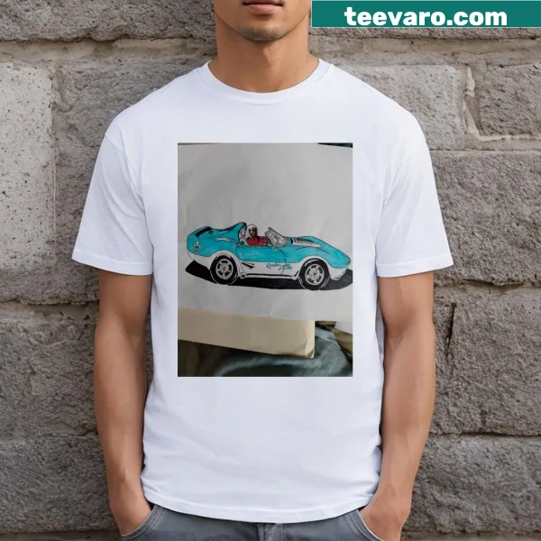 Vintage-style T-shirt featuring a classic Quebecvette 72 car design