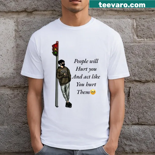 Minimalist T-shirt with a message focused on life and relationships