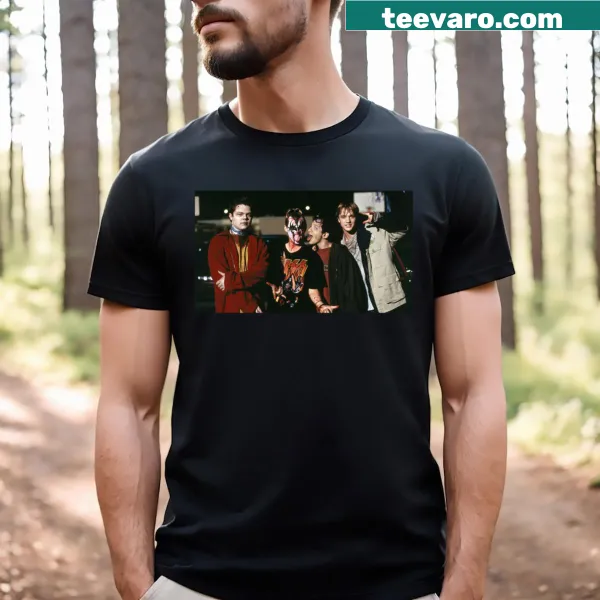 Idol Hands typography T-shirt featuring a humorous behind-the-scenes graphic