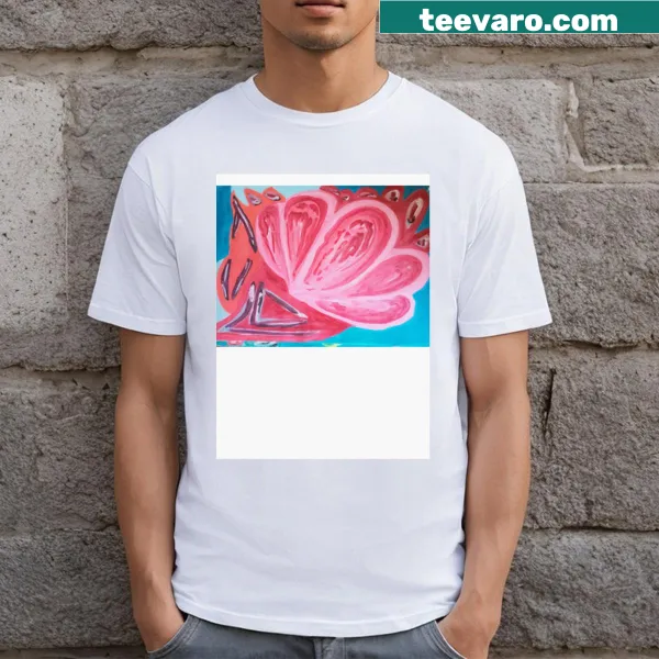 T-shirt featuring the word Fascinator for fashion enthusiasts