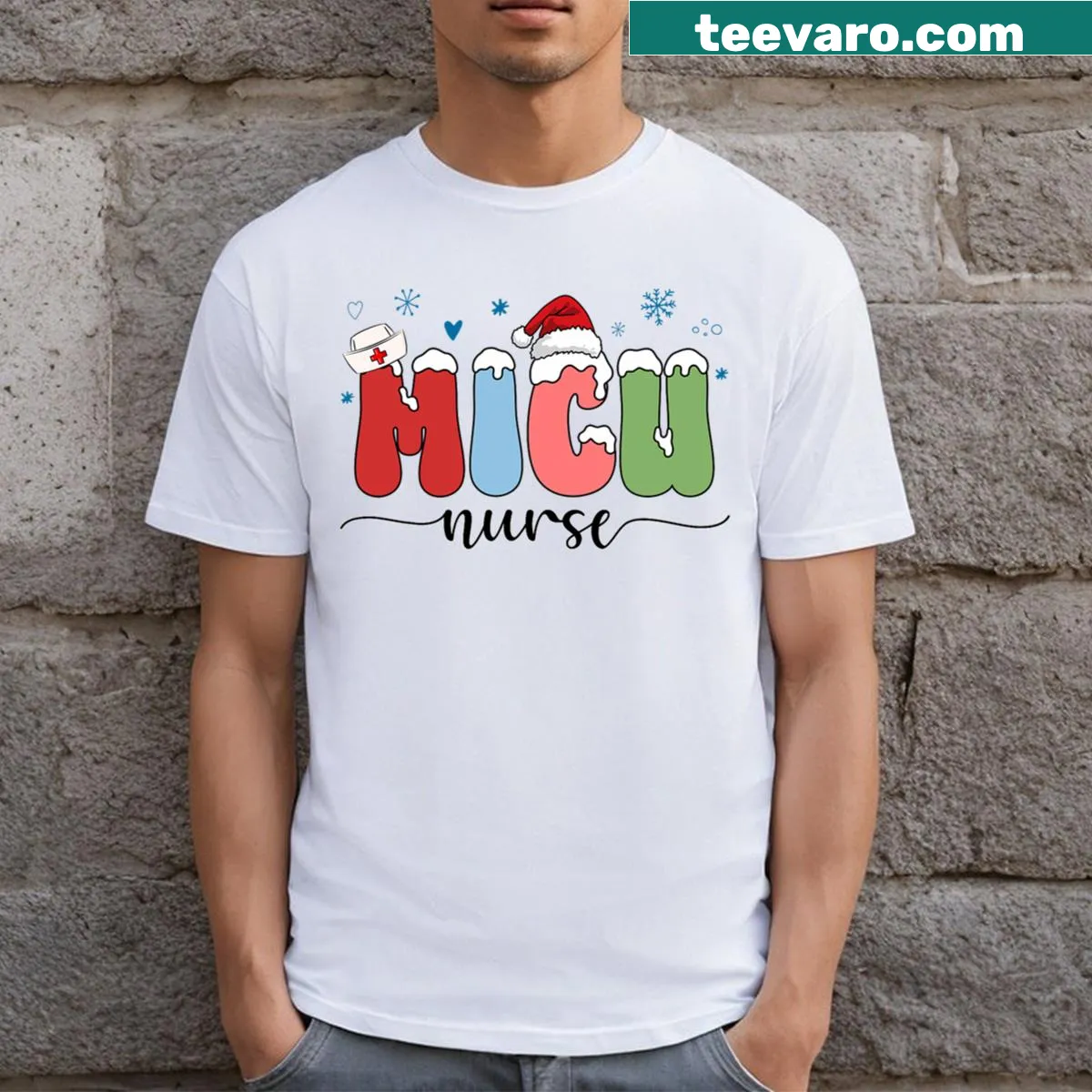 Illustration of a stethoscope and Christmas elements on a nurse t-shirt — on a men's t-shirt