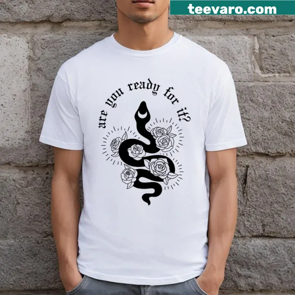 Playful T-shirt featuring a snake and expressive phrase