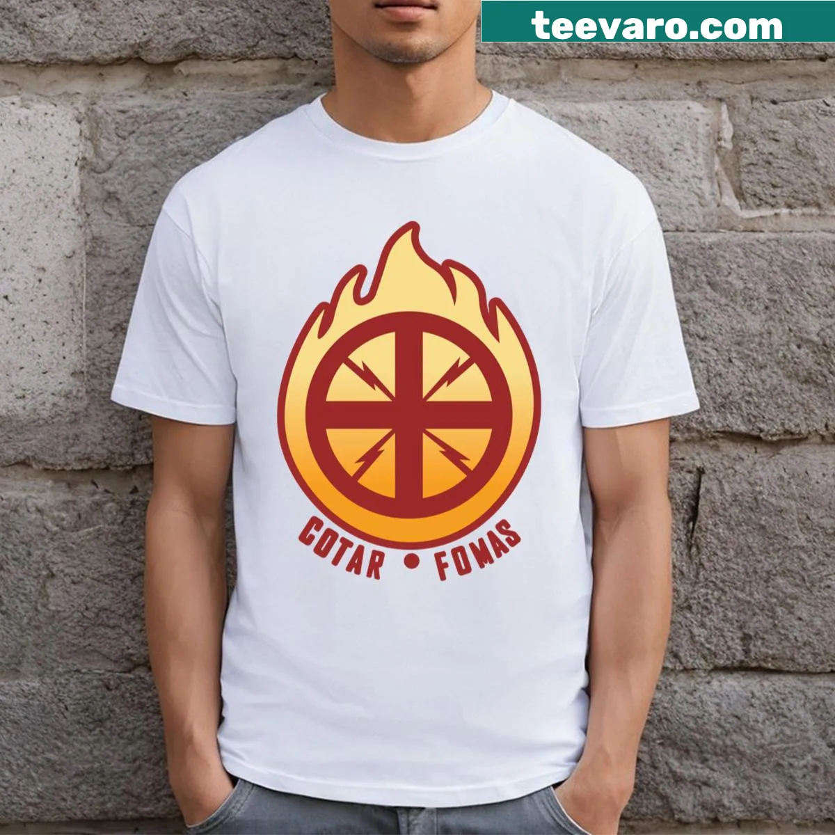 Abstract typography T-shirt with 'Corta Fomas' text — on a men's t-shirt