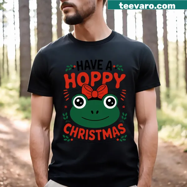 Cute Christmas frog design on a vintage-style t-shirt