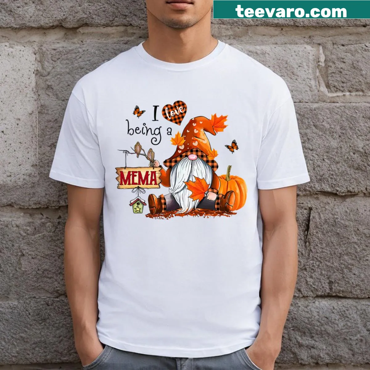 Vintage gnome design celebrating being a Mema with pumpkins and leaves — on a men's t-shirt