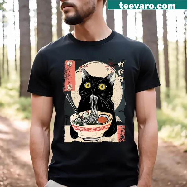 Kawaii cat eating ramen noodles t-shirt