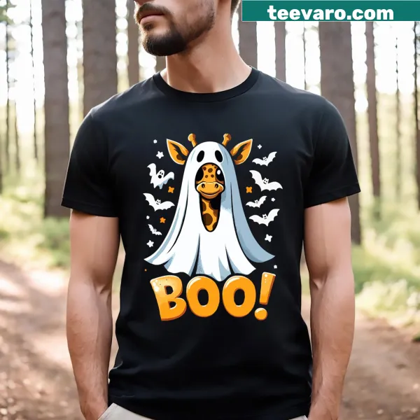 Cute giraffe Halloween t-shirt with Boo graphic for kids