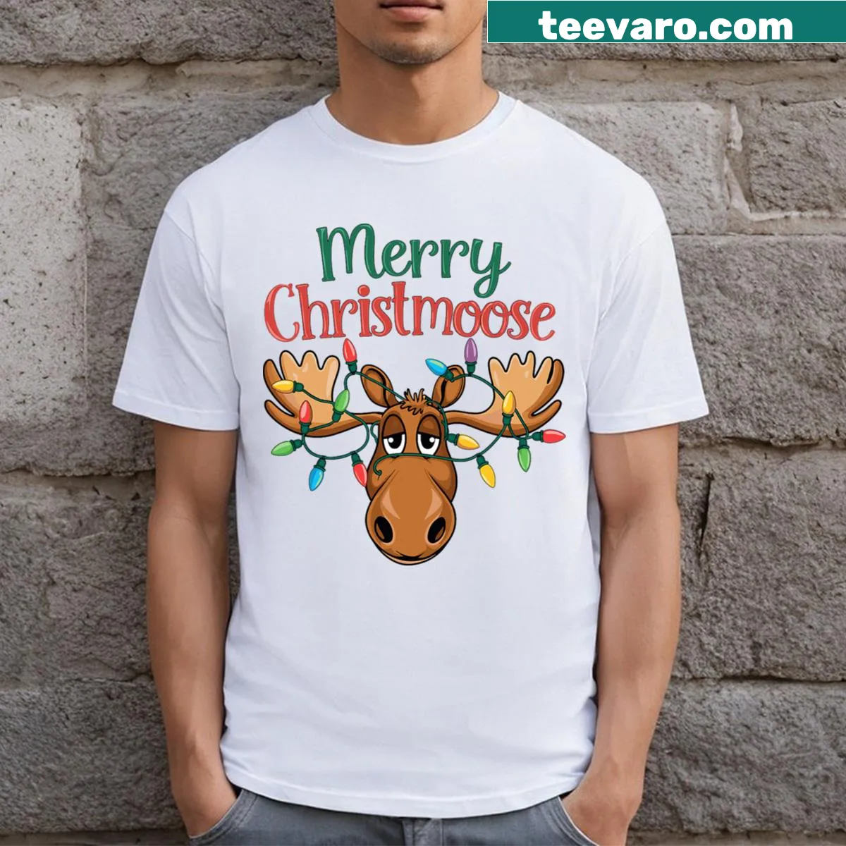 Cute moose illustration on a Christmas t-shirt — on a men's t-shirt