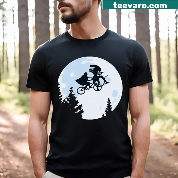 Illustration of a Xenomorph on a classic t-shirt