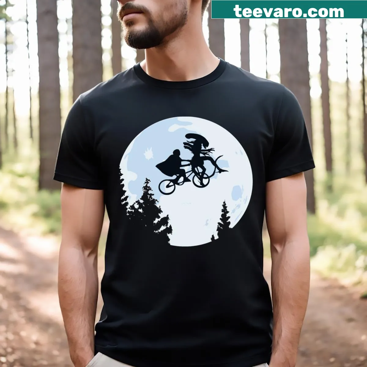 Illustration of a Xenomorph on a classic t-shirt — on a men's t-shirt