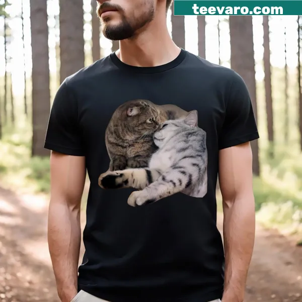 T-shirt with an illustration of a couple of cute cats