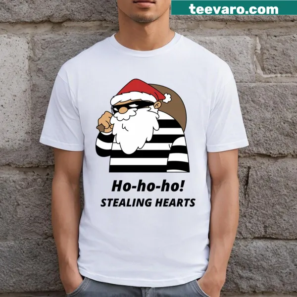 T-shirt featuring a playful Christmas heart design