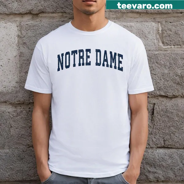 Vintage athletic Notre Dame Indiana sports t-shirt with classic design
