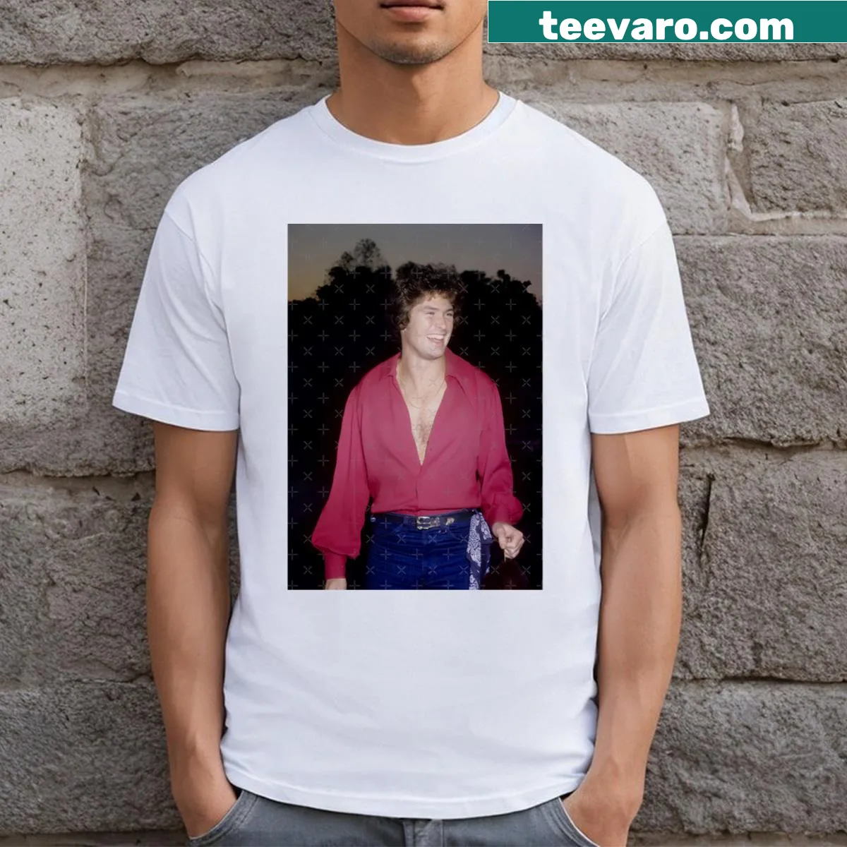Cute cartoon design of David Hasselhoff on a T-shirt — on a men's t-shirt