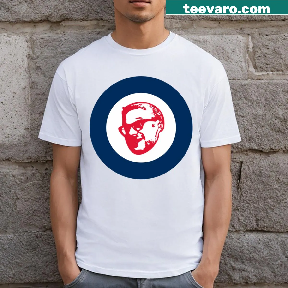 Casual T-shirt honoring actor Seth Rogen with a playful graphic. — on a men's t-shirt
