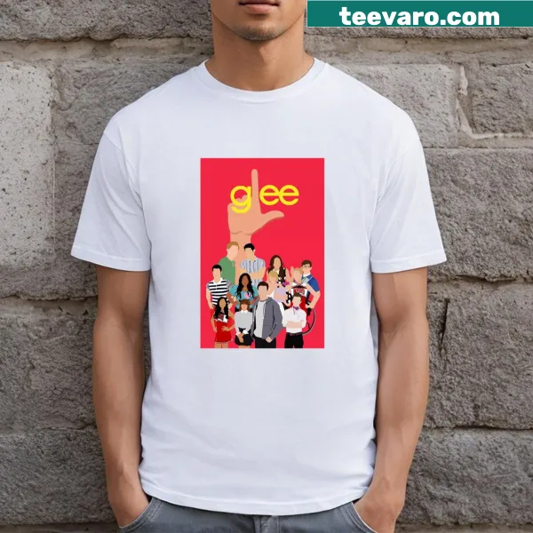 Glee Simple Art T-shirt with minimalist music-themed design